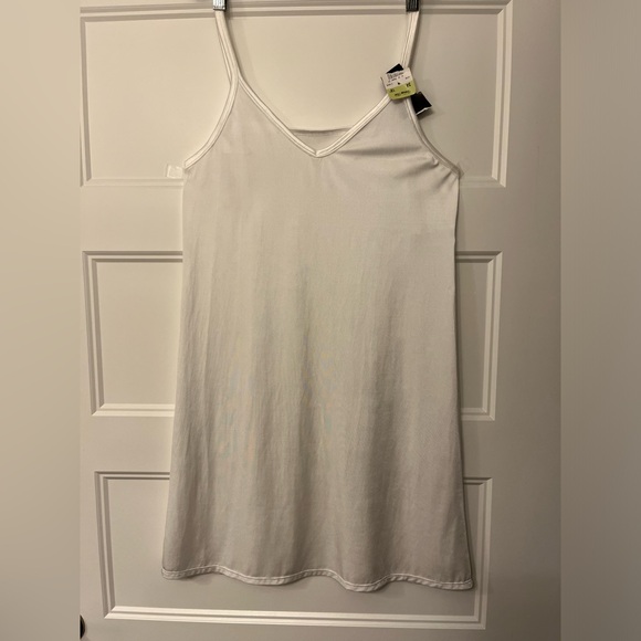 Vanity Fair Other - NWT’s Vanity Fair Dual Reversible Neckline Straight/V-Neck Slip Nighty Lounger